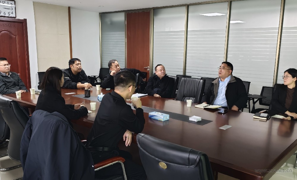 我院關(guān)于打造“一刻鐘便民生活圈”便民載體項目會議討論